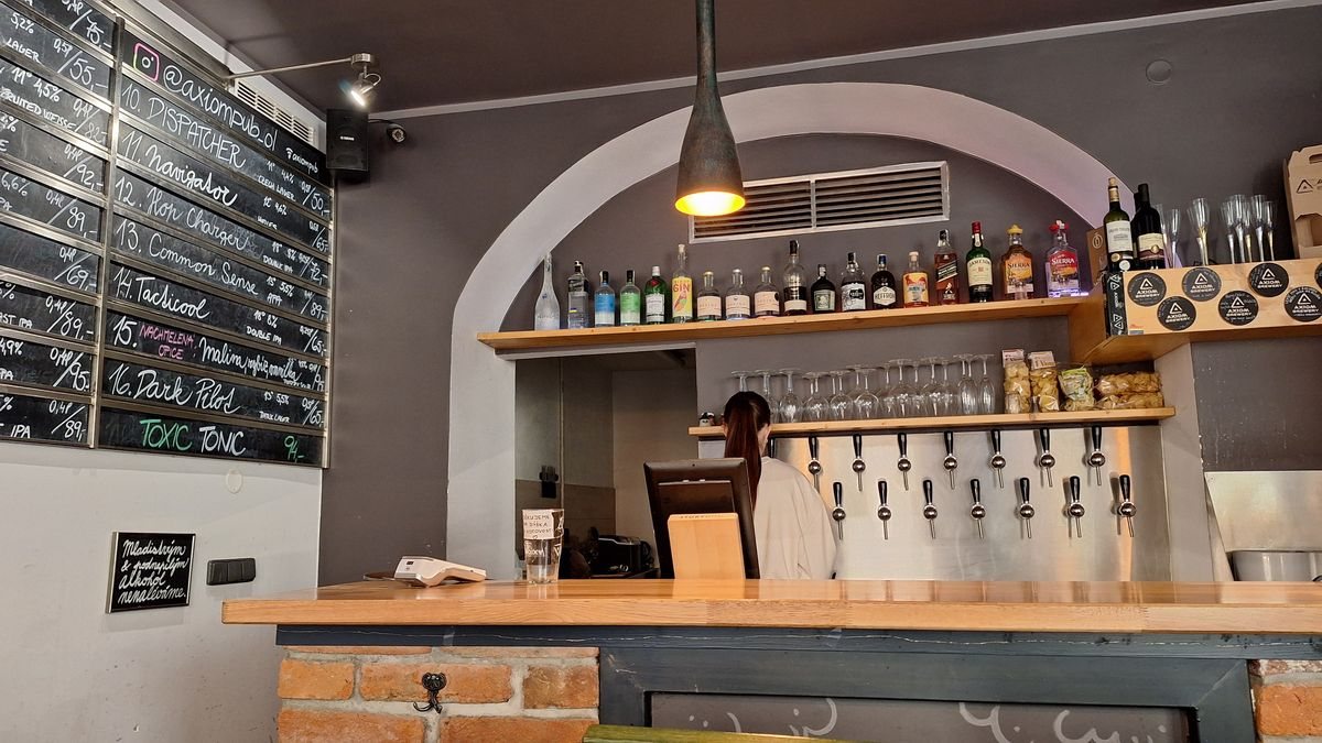 Axiom Pub — fotka 3